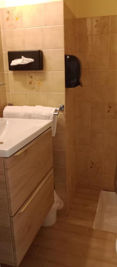 Hotel Les Rocks Brusque Zewnętrze zdjęcie